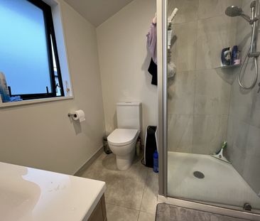 2/52 Hills Road, Edgeware - Photo 4