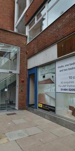 1 bedroom apartment to rent - Photo 2