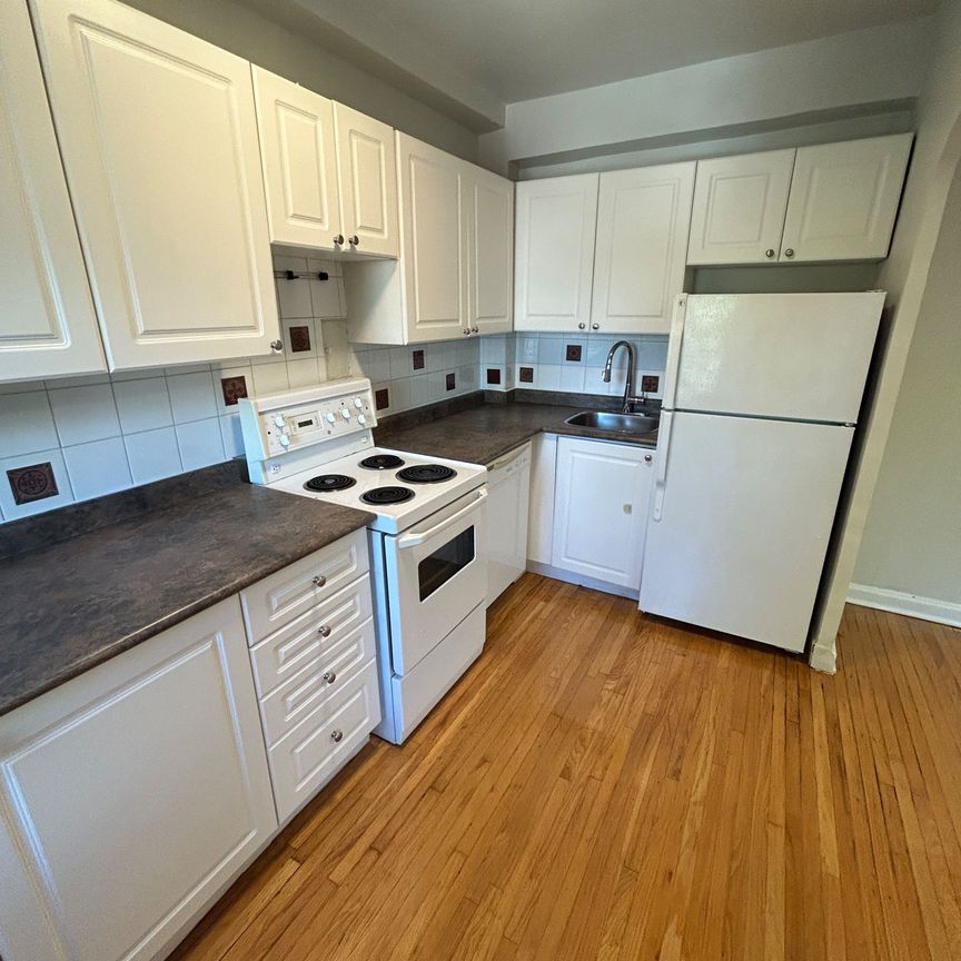 For Lease - 34 Heydon Park Road Unit# 19, Toronto, Ontario - Photo 1