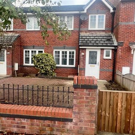 3 Bedroom Town House For Rent in Moston lane, Moston, Manchester - Photo 1