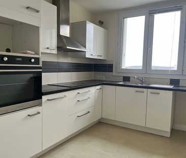Location Appartement 5 pièces 90m² - Photo 2