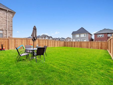 For Lease - 1226 Corby Way, Innisfil, Ontario - Photo 4