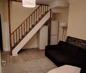 1 bedroom house of multiple occupation to rent - Photo 6