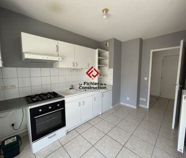 Location Appartement 2 pièces 49m² ST NAZAIRE LES EYMES 38330 - Photo 5