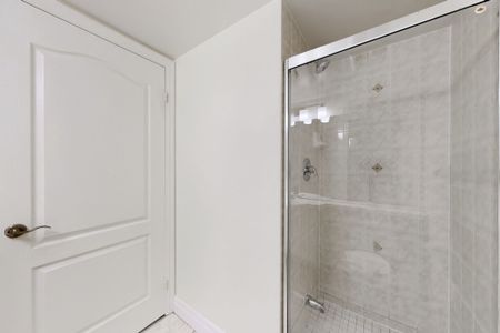 For Lease - 188 Doris Avenue Unit# 1709, Toronto, Ontario - Photo 3