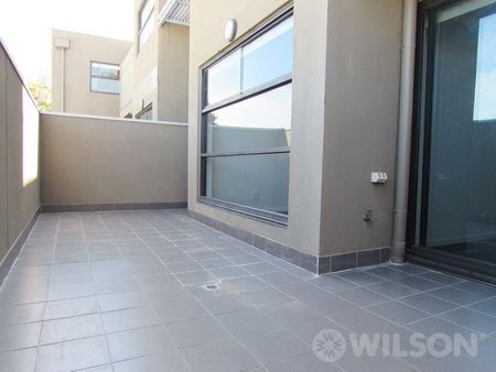 12/667 Glenhuntly Road, Caulfield VIC 3162 - Apartment For Rent | Domain - Photo 4