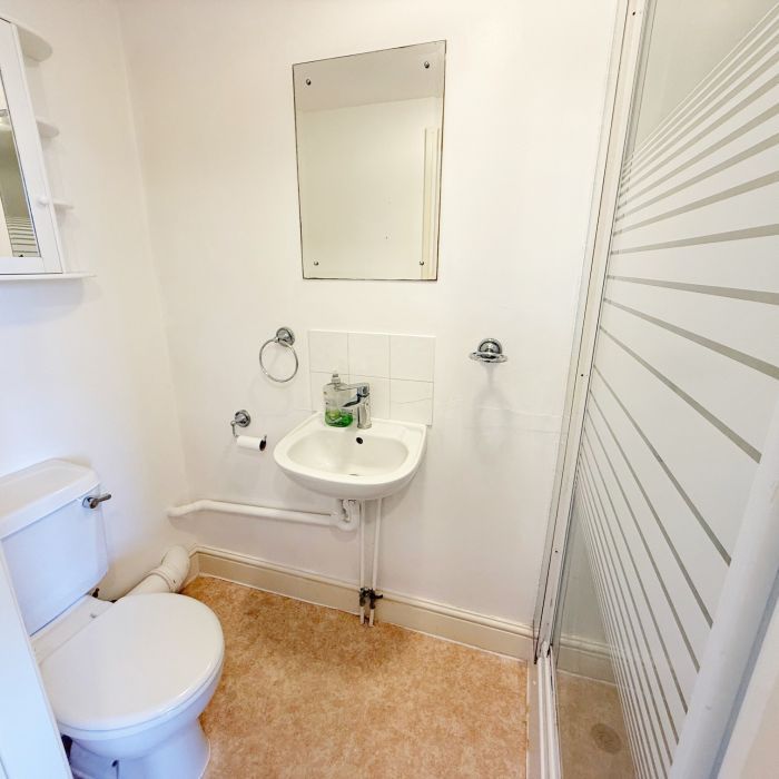 Studio Flat, Bath Street, Brighton - Photo 1