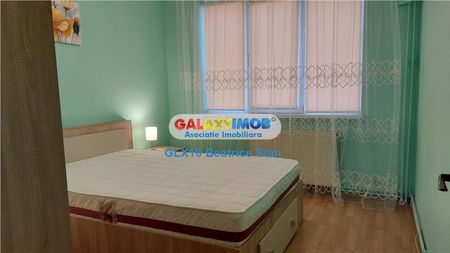 Apartament 4 camere decomandat impecabil / centrala proprie Titan - Photo 4
