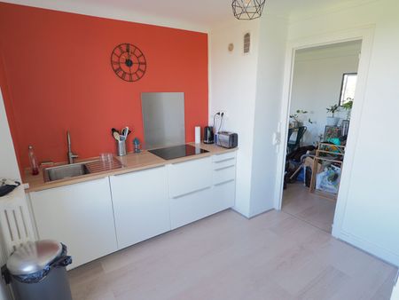 Chambre en colocation - route de Vannes - Location Appartement nantes : 103.69 m2 - Photo 4