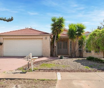 2 William Circuit, Caroline Springs - Photo 1