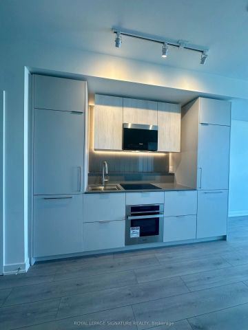 1 Fairview Road E #1705 - Photo 4