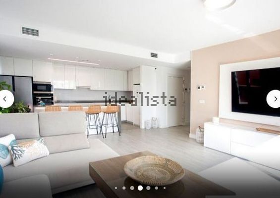 Alquiler de ático en Calle Rector Federico Mayor Zaragoza, 19