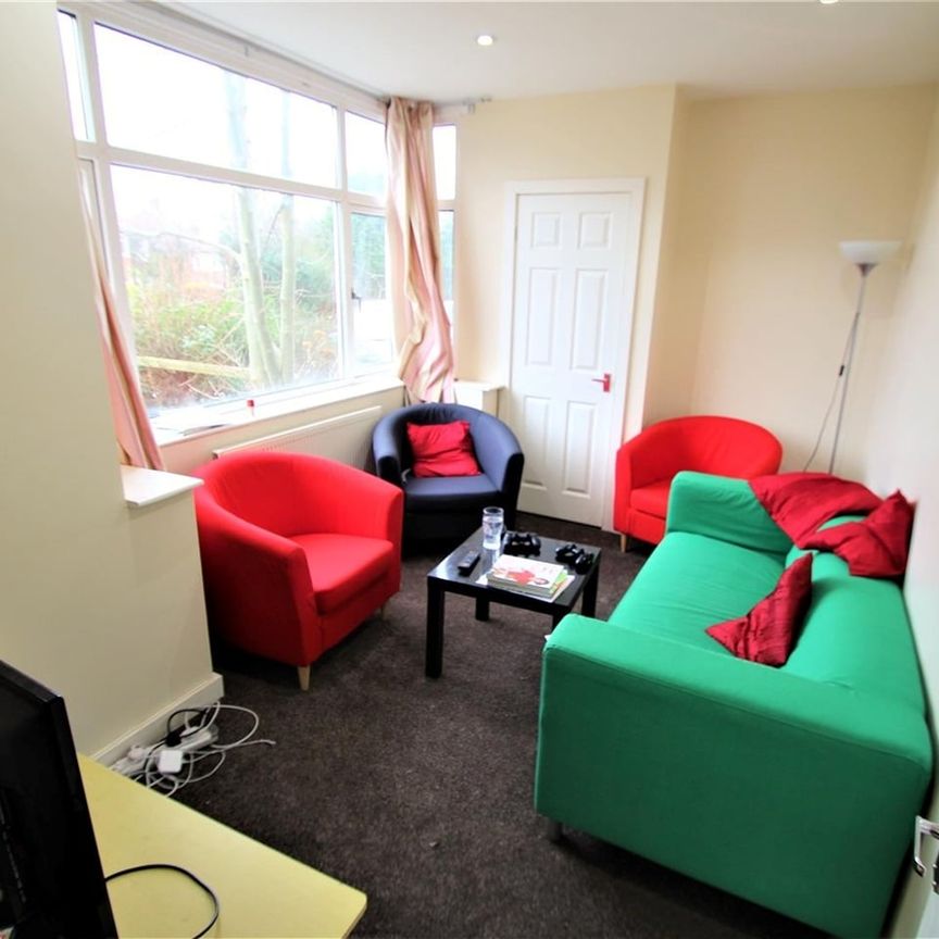 5 Bed Semi-Detached House, Becketts Park Crescent, LS6 - Photo 1