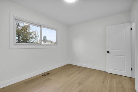 For Lease - 615 Santa Monica Road, London North, Ontario - Photo 4