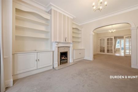 Glenwood Gardens, Gants Hill - Photo 3