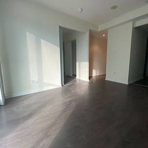 QUEEN WEST 2 BEDS 2 BATHS CONDO - Photo 2