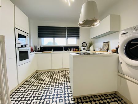 Location Appartement 4 pièces 81m² LONGEVILLE LES METZ 57050 - Photo 2