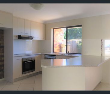 Fully Ducted Air-conditioning in Secure Complex - Photo 5