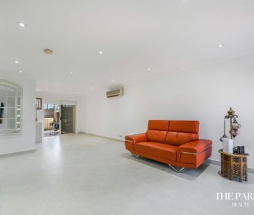 Stunning Double-Storey Townhouse at 3/53 Fitzgerald Avenue, Edensor... - Photo 1