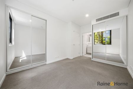 Near- New Modern 2 Bedroom Apartment in the Heart of Rouse Hill - Photo 3