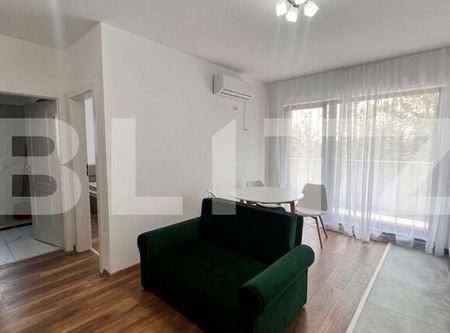 Garsoniera spatioasa, cu terasa de 10,7mp zona Pedagogic - Fotografie 5