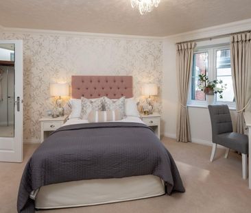 Colebrooke Lodge, Reigate - Photo 3