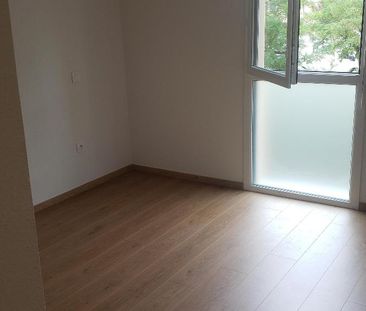 APPARTEMENT T3 64M - Photo 3