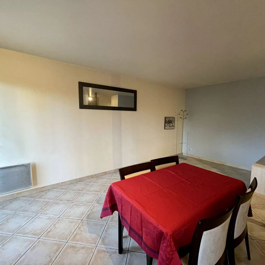 Appartement Corbeil Essonnes 2 pièce(s) 38.30 m2 - Photo 1