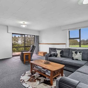 Tikorangi, 3 bedrooms - Photo 2