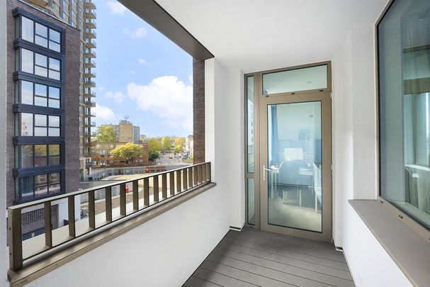 1 bedroom flat to rent - Photo 1