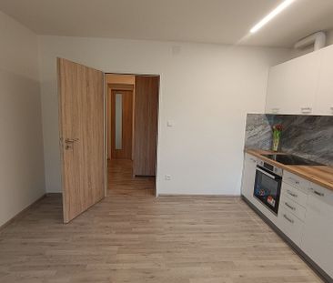Pronájem bytu 2+kk 41 m² - Photo 2