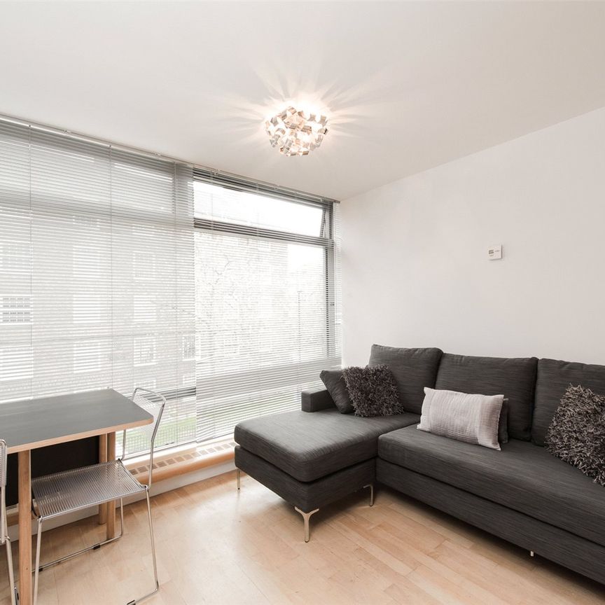 Albert Embankment, London, SE1 7XH - Photo 1