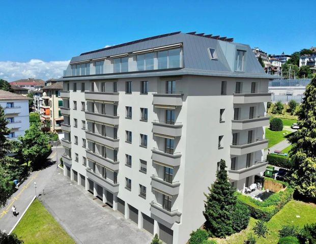 Joli studio entièrement rénové, idéalement situé - Photo 1