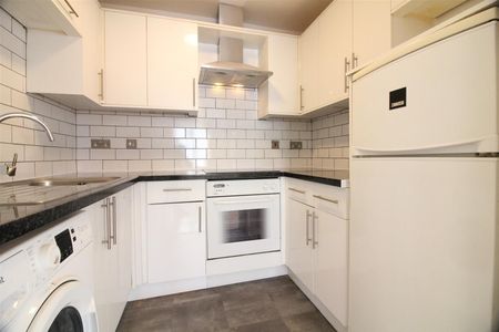 Warwick Road, West Drayton - Photo 5