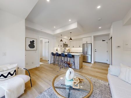 For Lease - 49 Charles Street Unit# 204, Newmarket, Ontario - Photo 2