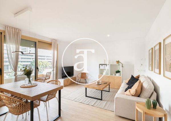 2-bedroom apartment for rent with study and balcony in Badalona