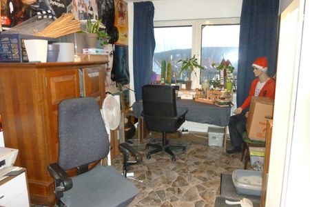 **IHR NEUES ZUHAUSE MIT GROSSEM SÜD-BALKON! Attraktive 3-Zi.-Wohnung am Kuhlerkamp!** - Photo 3