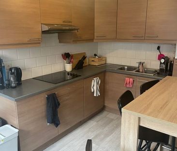 Appartement te huur - Photo 1