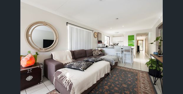 BEAUTIFUL FAMILY HOME CALLING FOR YOU! - Photo 1