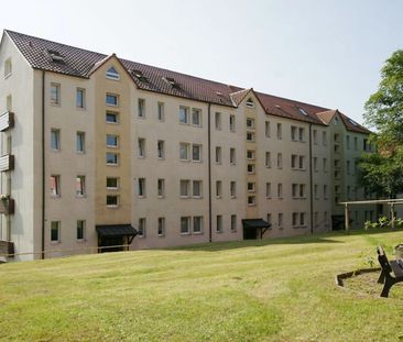 Was für ein Ausblick! Zentrumsnahe 2-Raum-Wohnung mit Balkon - Foto 1