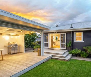 Stunning 2 Bedroom Home in Rangi Zone - Photo 2