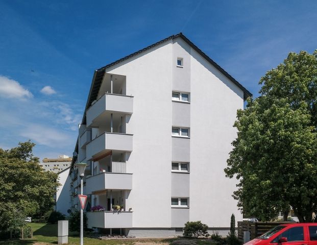 Ihr neues Zuhause in der Teichbreite: Lichtdurchflutete 4-Zimmer-Wohnung mit zwei sonnigen Loggien! - Photo 1