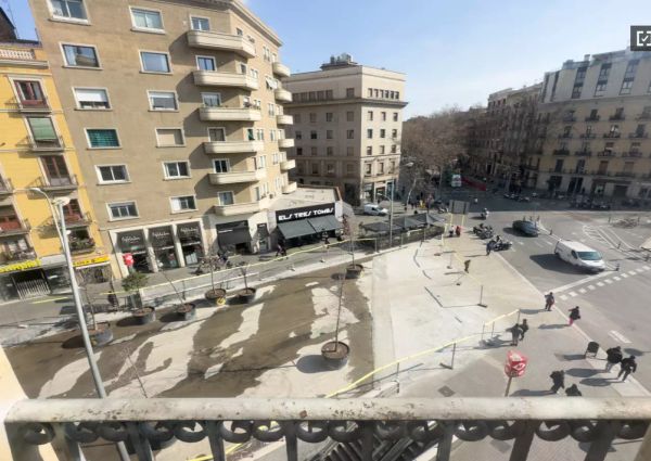 Double bed in Rooms for rent in 4-bedroom apartment in Sant Antoni