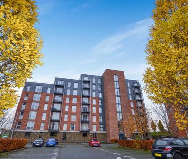 2 bedroom flat to rent - Photo 2