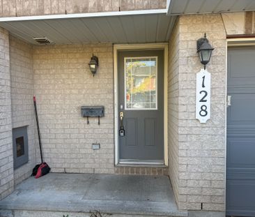 For Lease - 128 Sorento Street, Barrhaven, Ontario - Photo 1