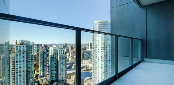 Telus Garden - Downtown Vancouver - High Floor - Photo 2