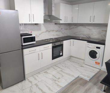 1 bedroom apartment to rent - Photo 2