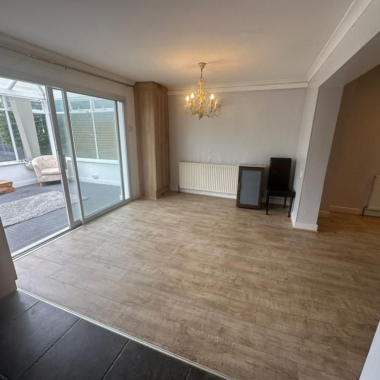 3 bedroom detached house to rent - Photo 1