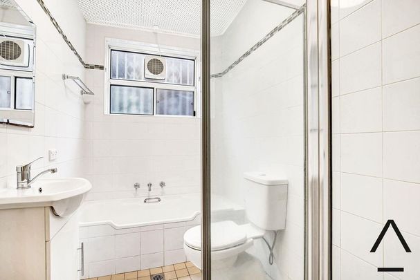 The Perfect Two Bedroom Apartment! - Photo 1