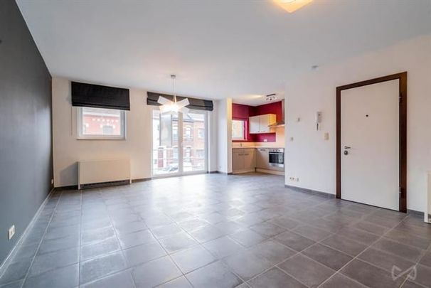 Appartement te huur - Photo 1